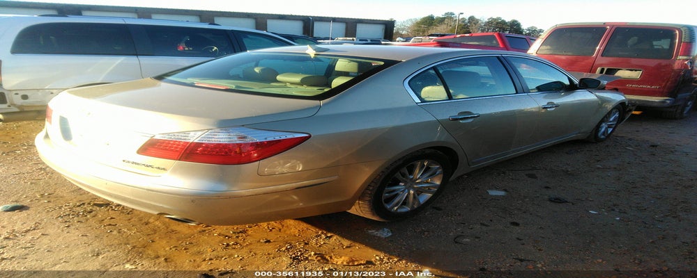 KMHGC4DF1BU131618 2011 HYUNDAI GENESIS photo no. 4