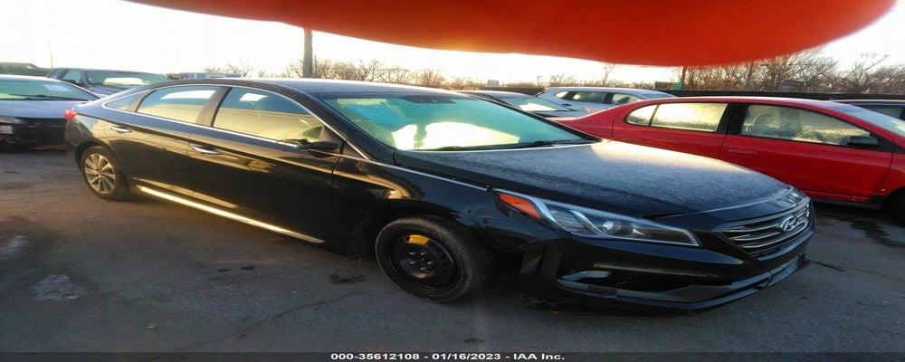 5NPE34AF2FH240184 2015 HYUNDAI SONATA photo no. 4