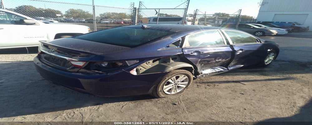 5NPEB4AC0DH666820 2013 HYUNDAI SONATA GLS photo no. 4