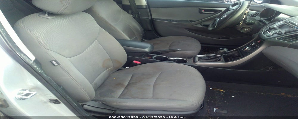 5NPDH4AE1GH727589 2016 HYUNDAI ELANTRA photo no. 5