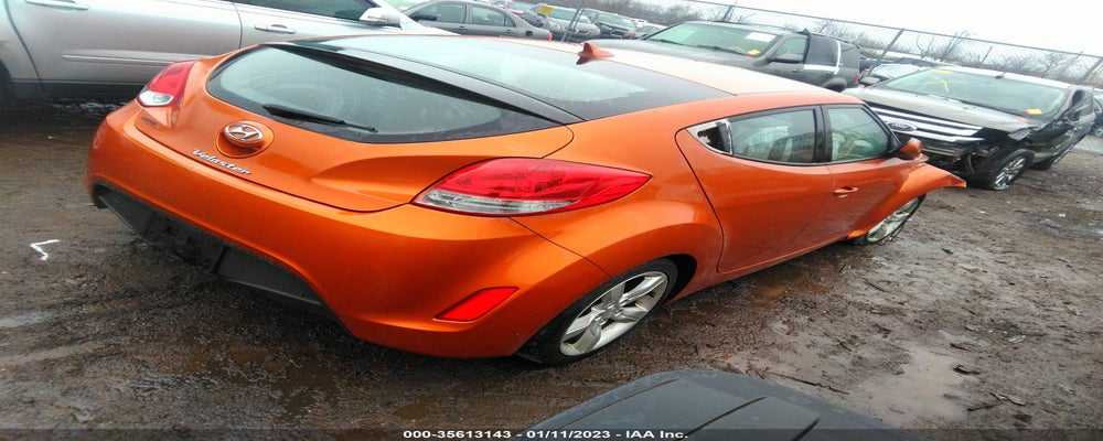 KMHTC6AD3CU037965 2012 HYUNDAI VELOSTER photo no. 4