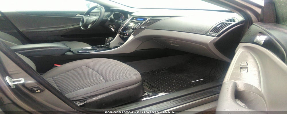 5NPEB4AC0BH122024 2011 HYUNDAI SONATA photo no. 5