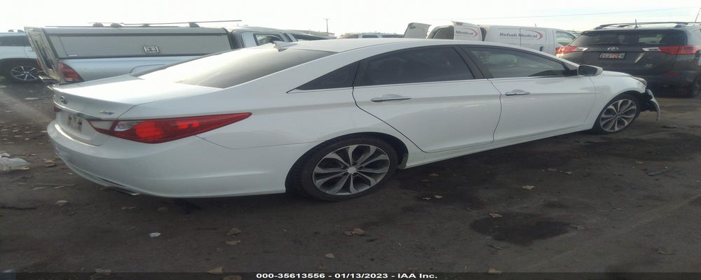 5NPEC4AB2DH614254 2013 HYUNDAI SONATA photo no. 4