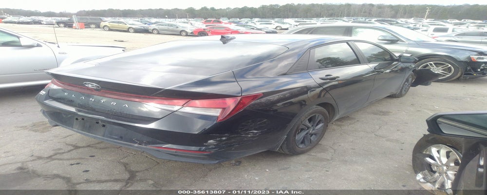 KMHLM4AG6NU310881 2022 HYUNDAI ELANTRA photo no. 4