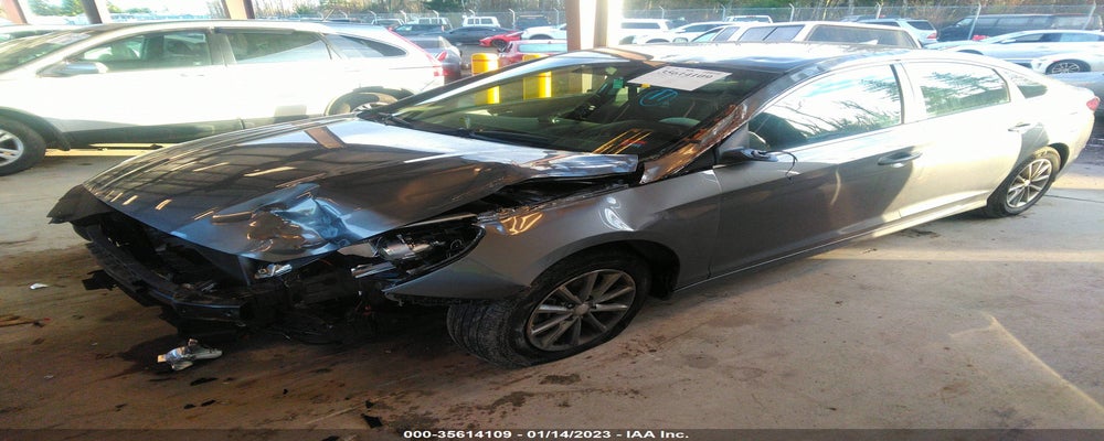 5NPE24AF7JH645663 2018 HYUNDAI SONATA photo no. 2