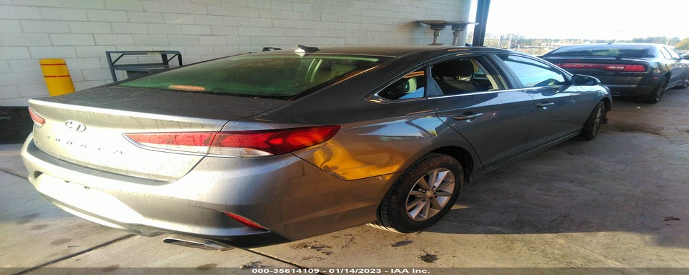 5NPE24AF7JH645663 2018 HYUNDAI SONATA photo no. 4