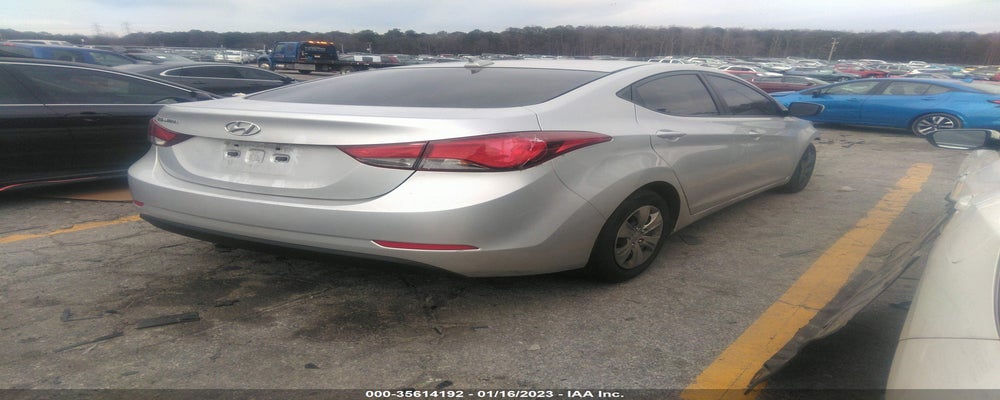 5NPDH4AE8GH786896 2016 HYUNDAI ELANTRA photo no. 4