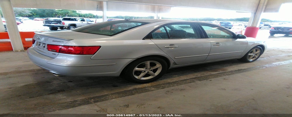 5NPEU4AFXAH614496 2010 HYUNDAI SONATA photo no. 4