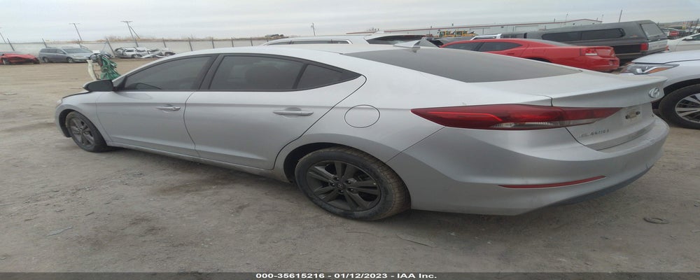 5NPD84LF2JH246988 2018 HYUNDAI ELANTRA photo no. 3