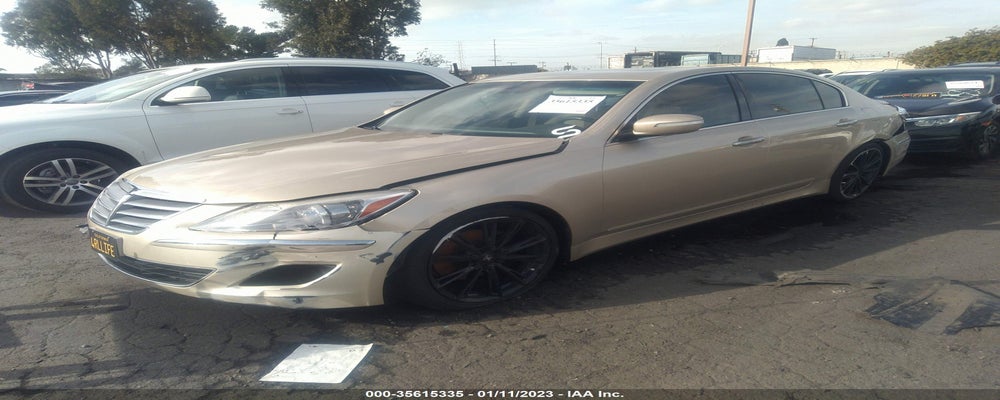 KMHGC4DD9CU159778 2012 HYUNDAI GENESIS photo no. 2