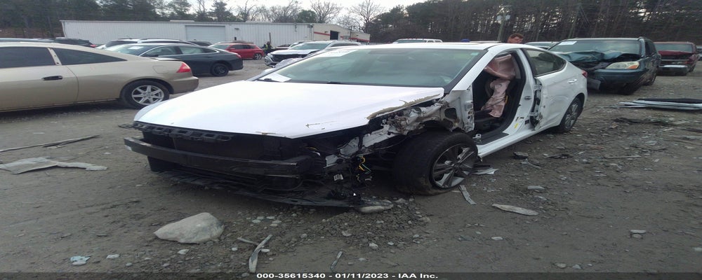 5NPD84LF3HH135313 2017 HYUNDAI ELANTRA photo no. 2