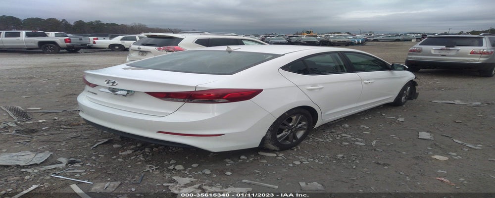 5NPD84LF3HH135313 2017 HYUNDAI ELANTRA photo no. 4