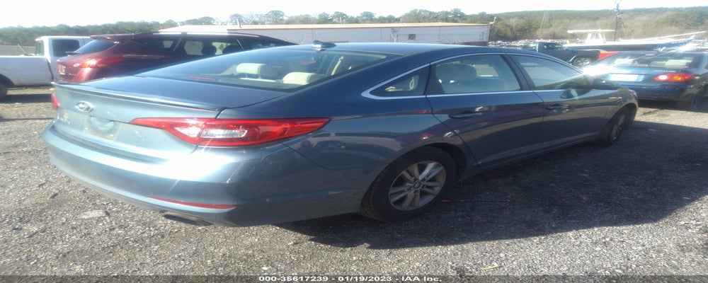 5NPE24AF9FH035156 2015 HYUNDAI SONATA photo no. 4