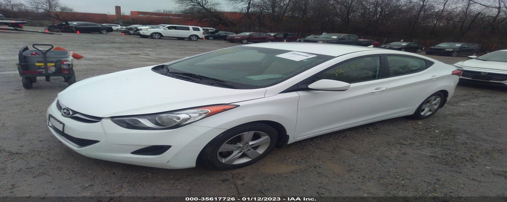 5NPDH4AE3DH372761 2013 HYUNDAI ELANTRA photo no. 2