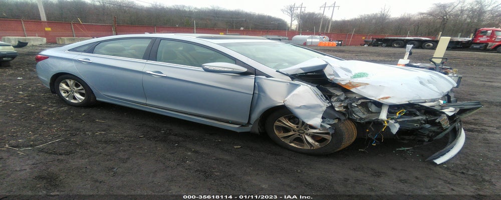 5NPEC4AC7BH286237 2011 HYUNDAI SONATA photo no. 2