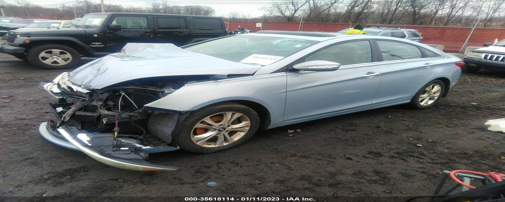 5NPEC4AC7BH286237 2011 HYUNDAI SONATA photo no. 2