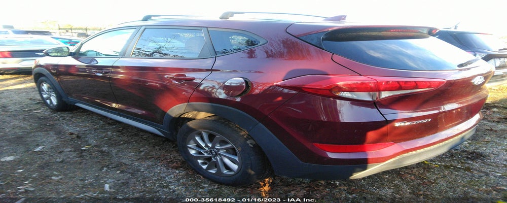 KM8J3CA40JU628418 2018 HYUNDAI TUCSON photo no. 3