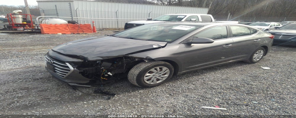 5NPD74LF9JH396440 2018 HYUNDAI ELANTRA photo no. 2