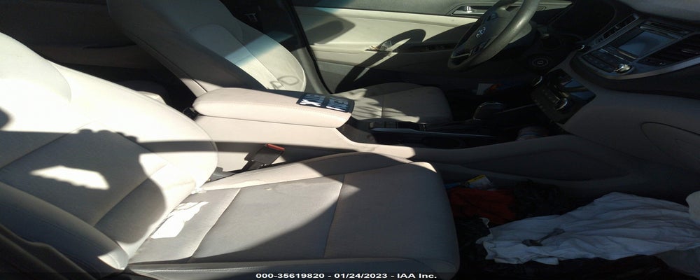 KM8J33A40HU423627 2017 HYUNDAI TUCSON photo no. 5