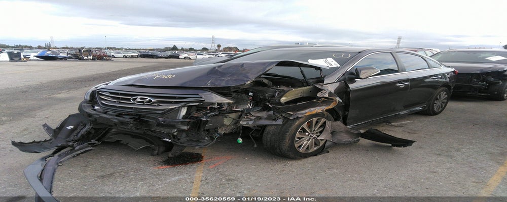 5NPE34AF6FH216017 2015 HYUNDAI SONATA photo no. 2