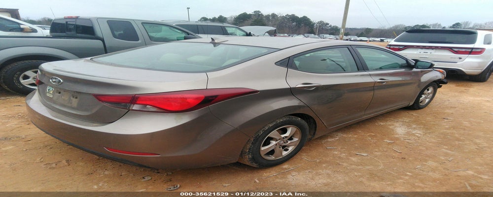 5NPDH4AE3FH576365 2015 HYUNDAI ELANTRA photo no. 4