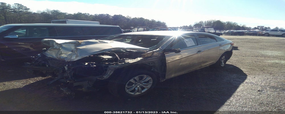 5NPEB4AC1BH134005 2011 HYUNDAI SONATA photo no. 2