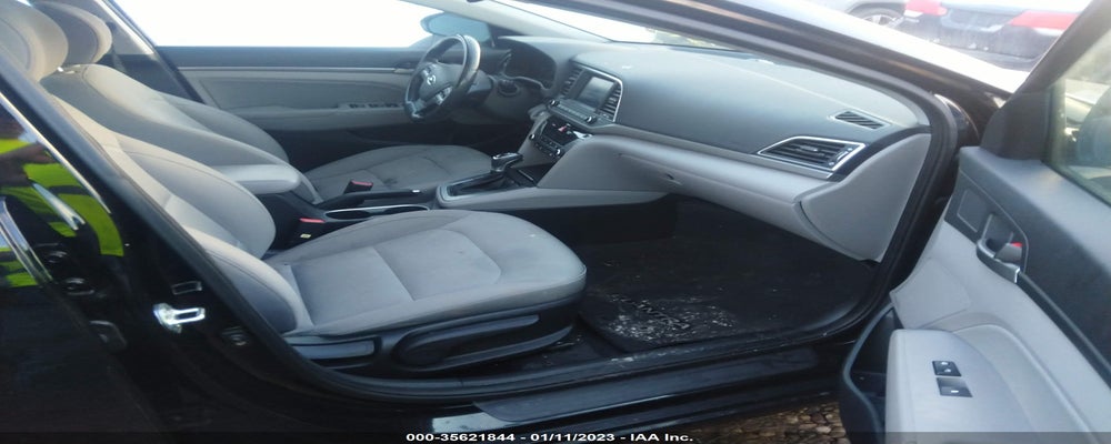 KMHD84LF0JU543128 2018 HYUNDAI ELANTRA photo no. 5