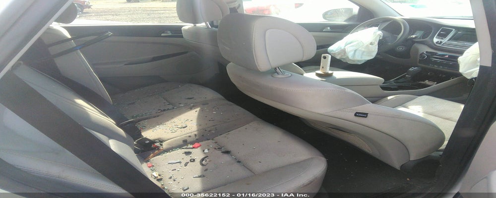 KM8J23A4XGU254279 2016 HYUNDAI TUCSON photo no. 8