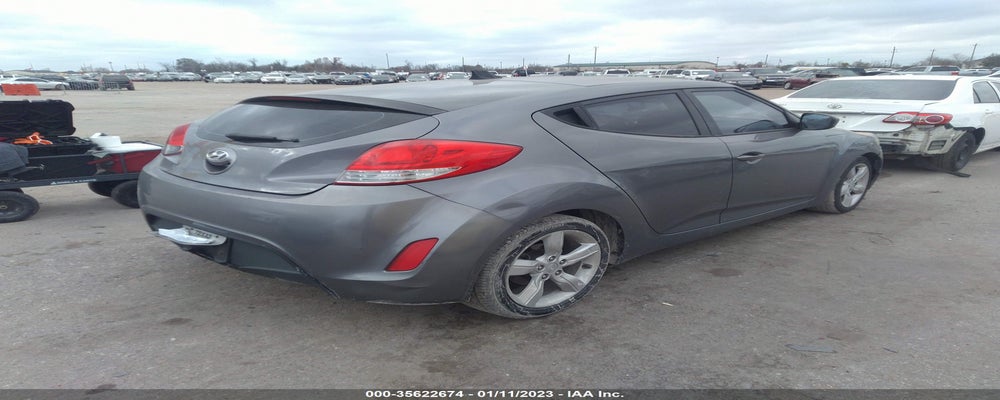 KMHTC6ADXDU152547 2013 HYUNDAI VELOSTER photo no. 4