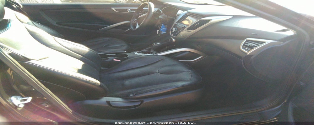 KMHTC6AD4CU038302 2012 HYUNDAI VELOSTER photo no. 5
