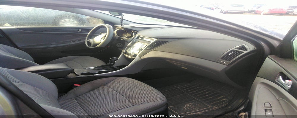 5NPEB4AC4CH378748 2012 HYUNDAI SONATA photo no. 5