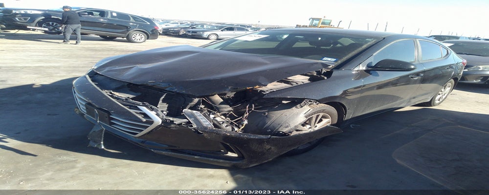 KMHD84LF2JU457464 2018 HYUNDAI ELANTRA photo no. 2