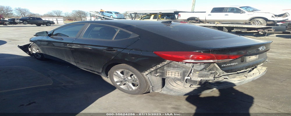 KMHD84LF2JU457464 2018 HYUNDAI ELANTRA photo no. 3