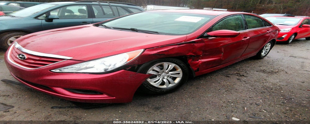5NPEB4AC4BH102746 2011 HYUNDAI SONATA photo no. 2