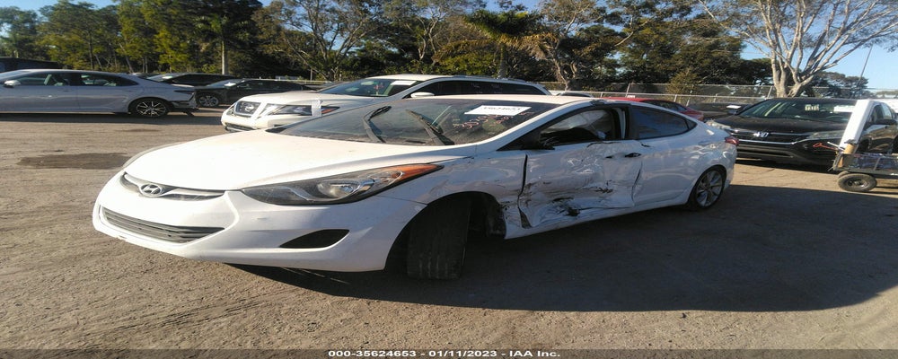 5NPDH4AE1DH303969 2013 HYUNDAI ELANTRA photo no. 2