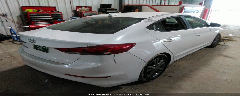 5NPD84LF0JH237481 2018 HYUNDAI ELANTRA photo no. 4