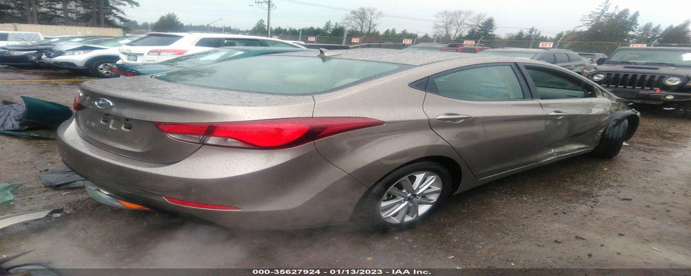 5NPDH4AE9FH605917 2015 HYUNDAI ELANTRA photo no. 4