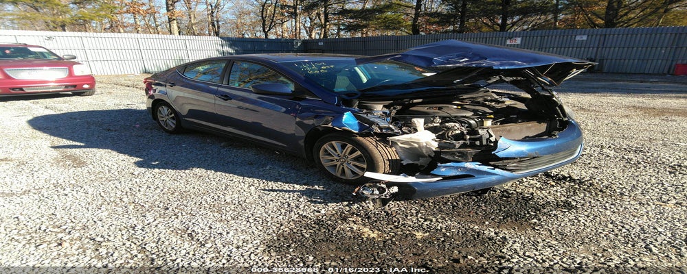5NPDH4AE7FH569984 2015 HYUNDAI ELANTRA photo no. 4