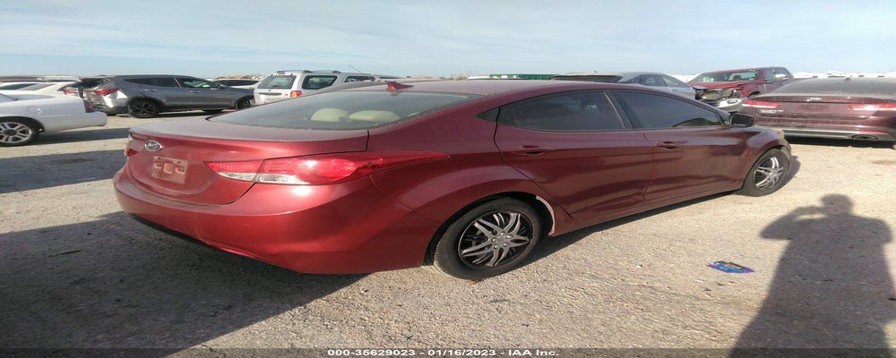5NPDH4AE0DH197126 2013 HYUNDAI ELANTRA photo no. 4