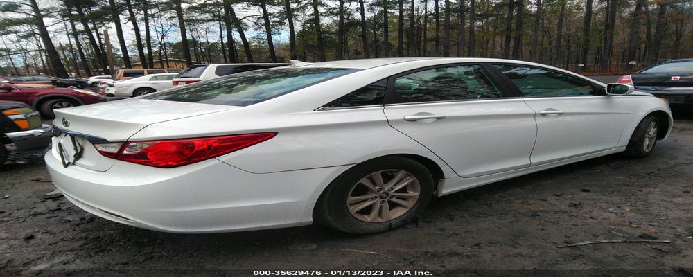 5NPEB4AC8BH099799 2011 HYUNDAI SONATA photo no. 4