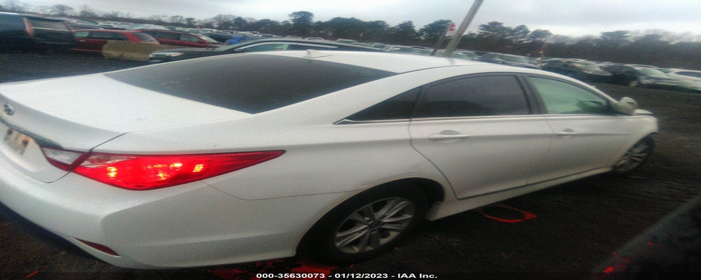 5NPEB4AC0EH926358 2014 HYUNDAI SONATA photo no. 4