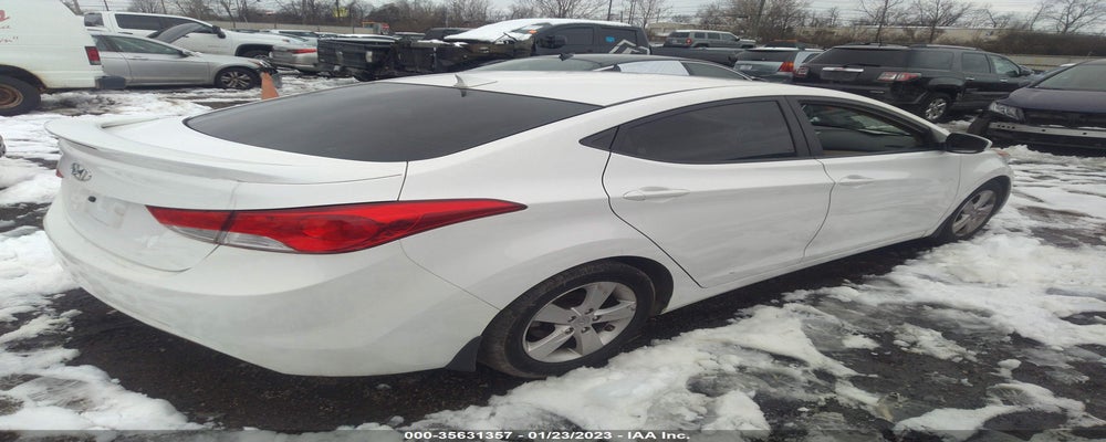 5NPDH4AE6DH411875 2013 HYUNDAI ELANTRA photo no. 4