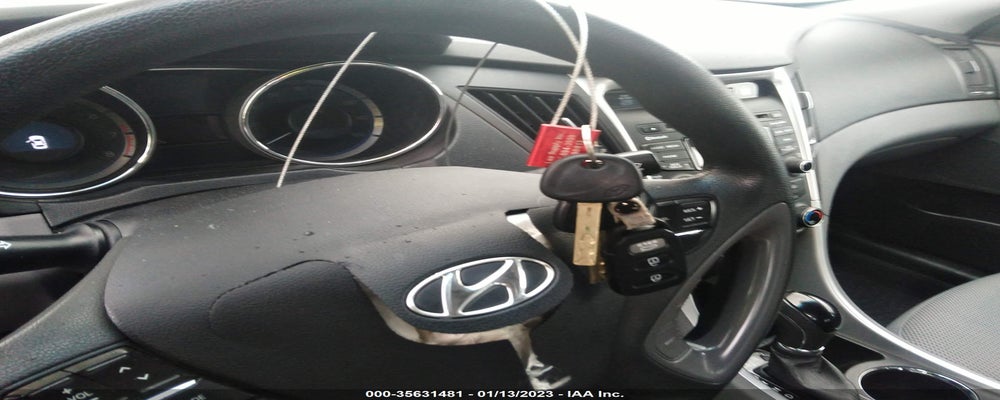 5NPEB4AC1DH808673 2013 HYUNDAI SONATA photo no. 11