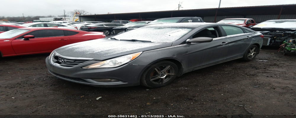 5NPEB4AC1DH808673 2013 HYUNDAI SONATA photo no. 2
