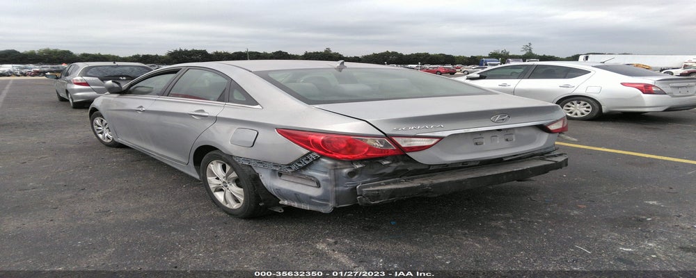 5NPEB4AC0BH157663 2011 HYUNDAI SONATA photo no. 6