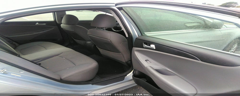 5NPEB4AC0BH157663 2011 HYUNDAI SONATA photo no. 8