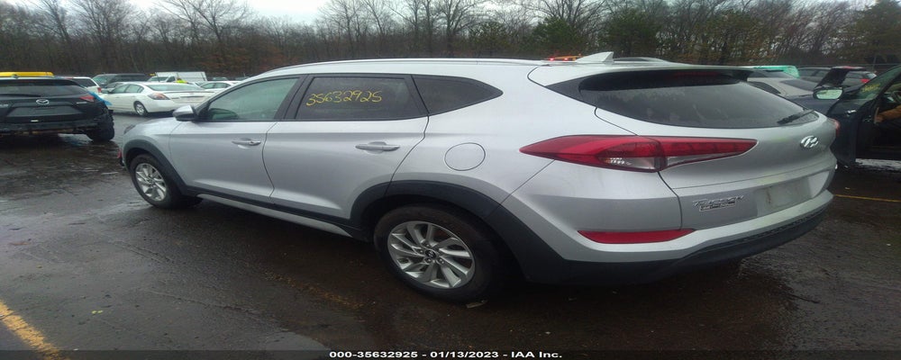 KM8J3CA41JU639802 2018 HYUNDAI TUCSON photo no. 3