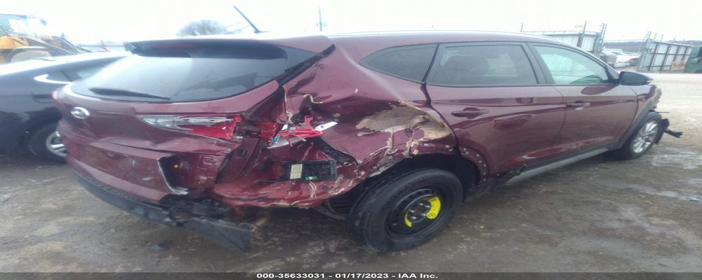 KM8J33A43HU288319 2017 HYUNDAI TUCSON photo no. 4
