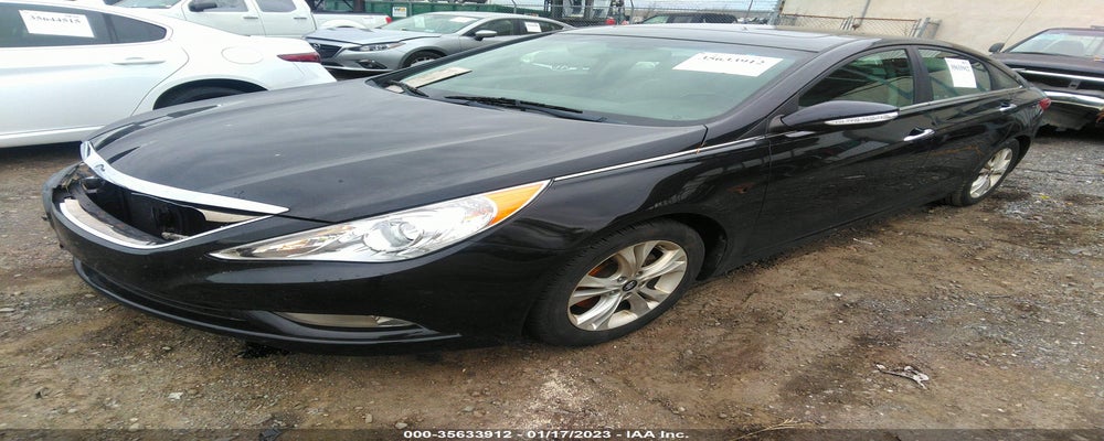 5NPEC4AC1BH118383 2011 HYUNDAI SONATA photo no. 2