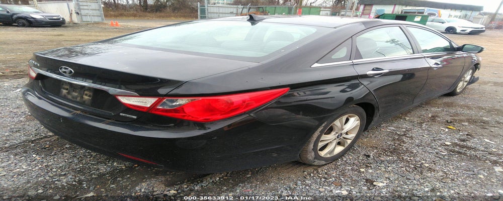 5NPEC4AC1BH118383 2011 HYUNDAI SONATA photo no. 4